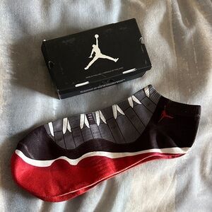 Nike Air Jordan Retro 11 Bred Low-Cut No-Show Ankle Athletic Socks Large 8-12